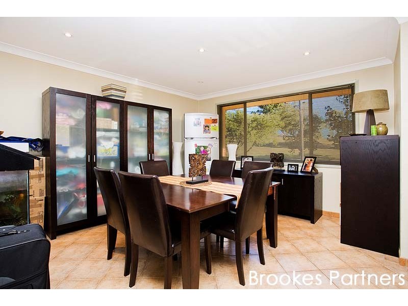 14 Binalong Avenue, Georges Hall NSW 2198