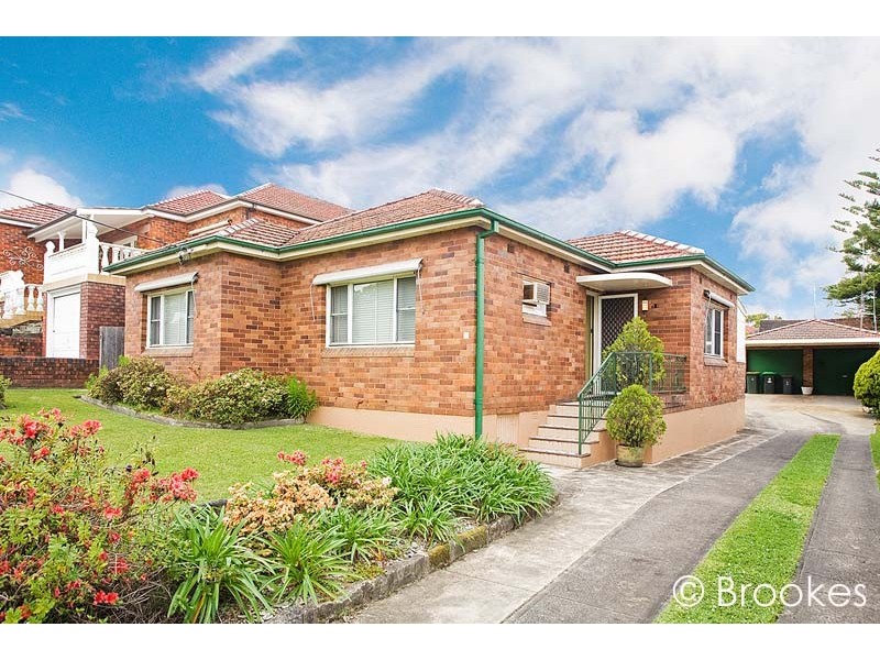 18 Currawang Street, Carss Park NSW 2221