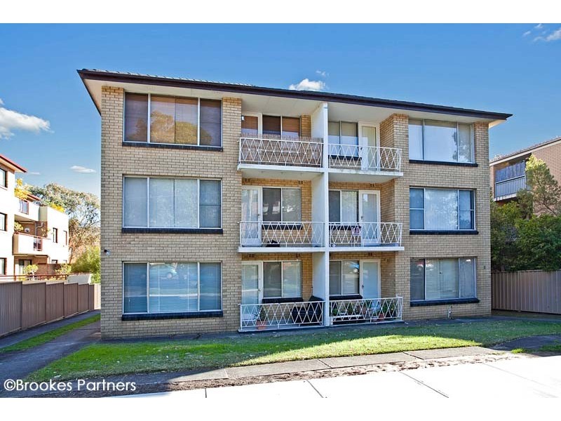 6 / 8 Martin Place, Mortdale NSW 2223