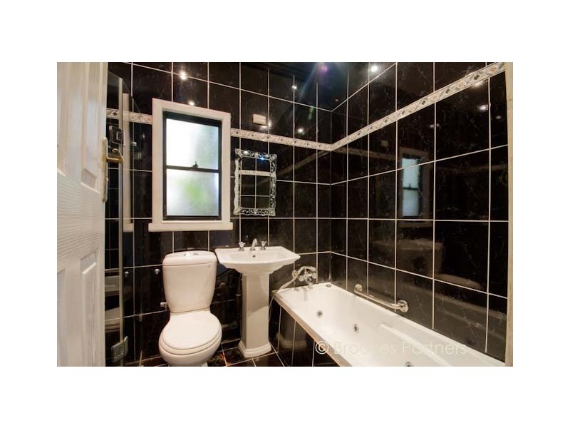 906 King Georges Road, South Hurstville NSW 2221