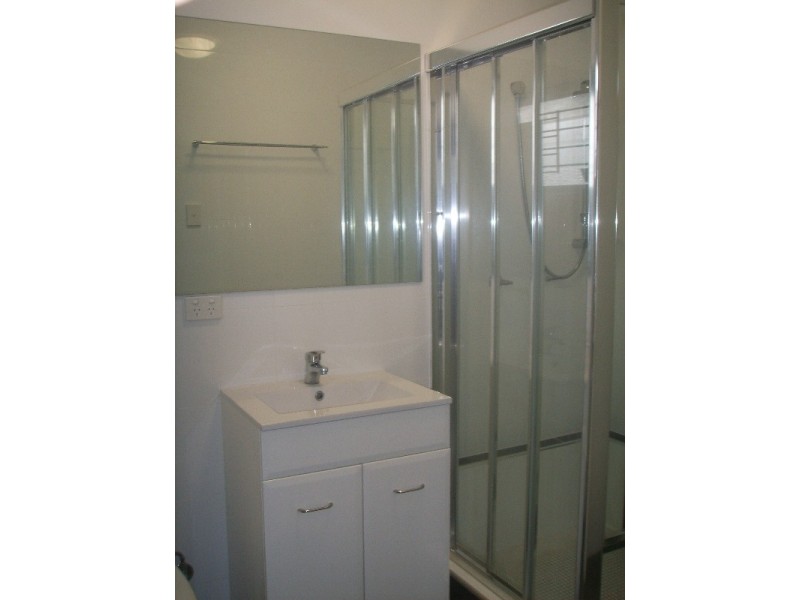 9/66 Merthyr Road, New Farm QLD 4005