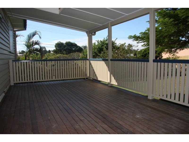 111 Watson Street, Camp Hill QLD 4152