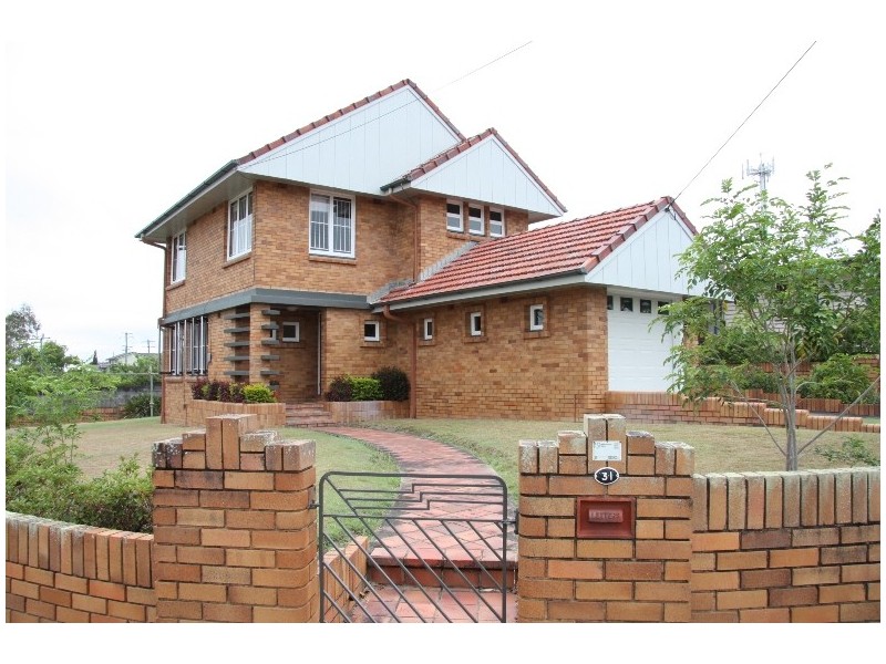 31 Arrol Street, Camp Hill QLD 4152