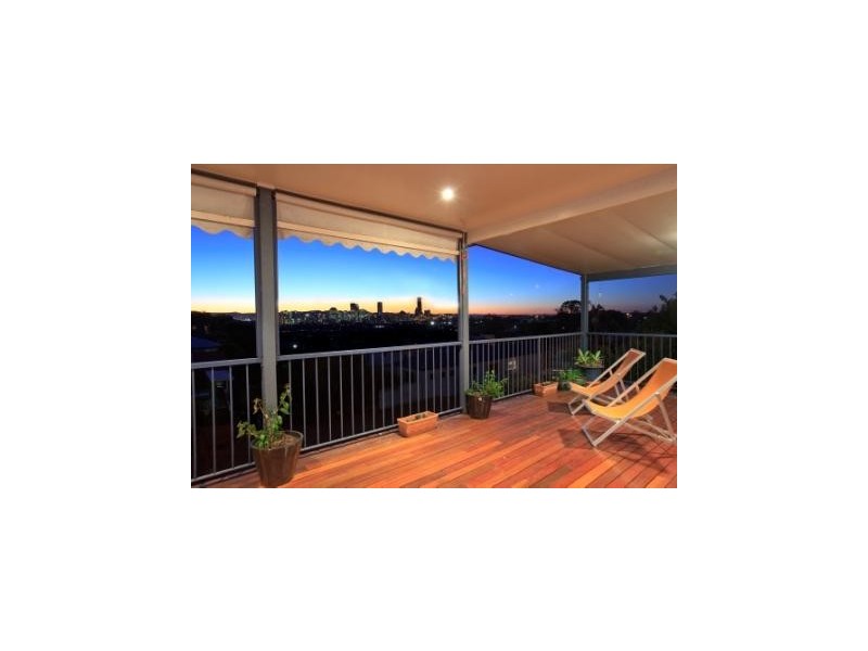 88 Newman Avenue, Camp Hill QLD 4152