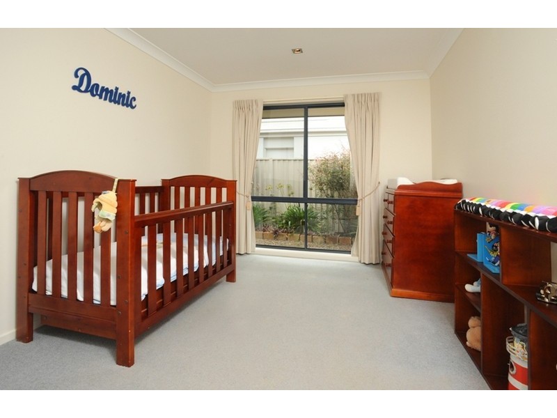 17 Melaleuca Place, Carindale QLD 4152