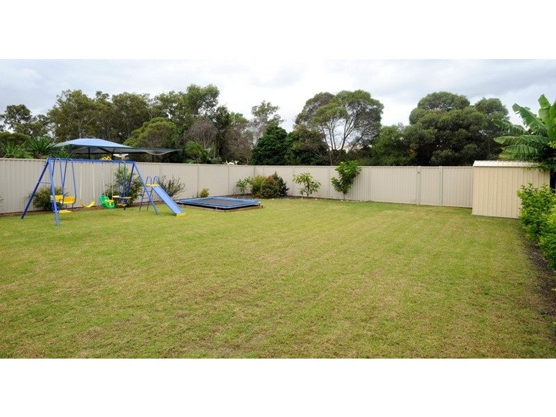 17 Melaleuca Place, Carindale QLD 4152