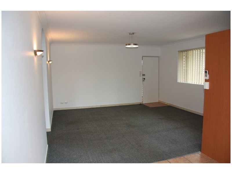 1/26 Pembroke Road, Coorparoo QLD 4151