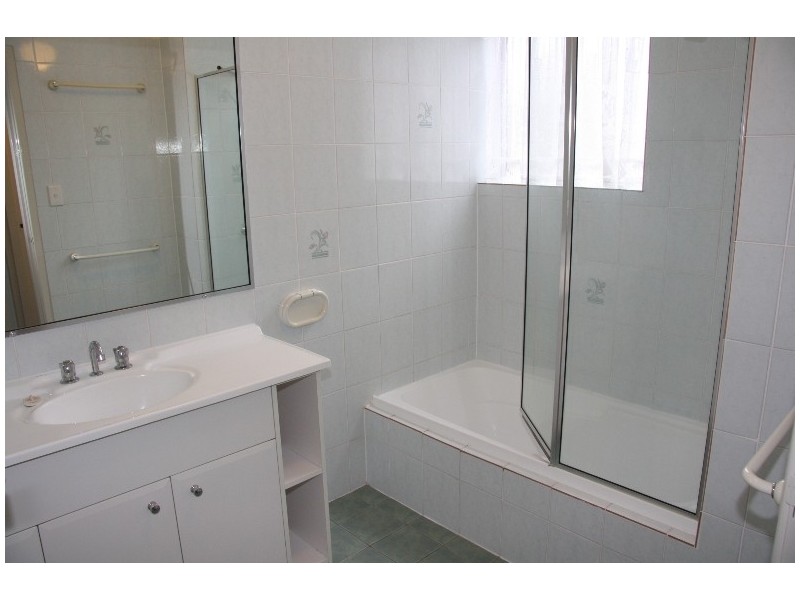 1/26 Pembroke Road, Coorparoo QLD 4151