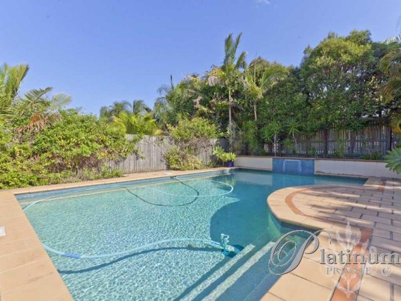 47 Holborn Crescent, Carindale QLD 4152