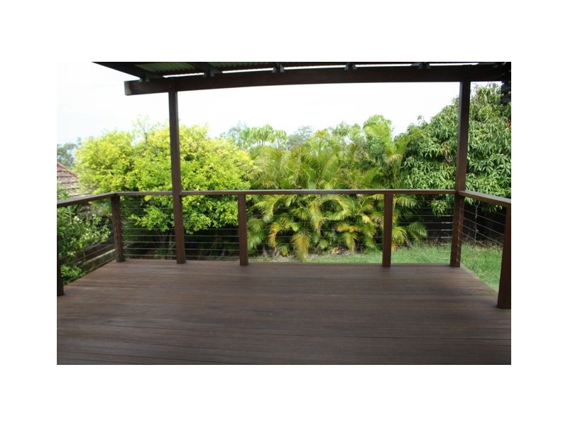 27 Arrol Street, Camp Hill QLD 4152