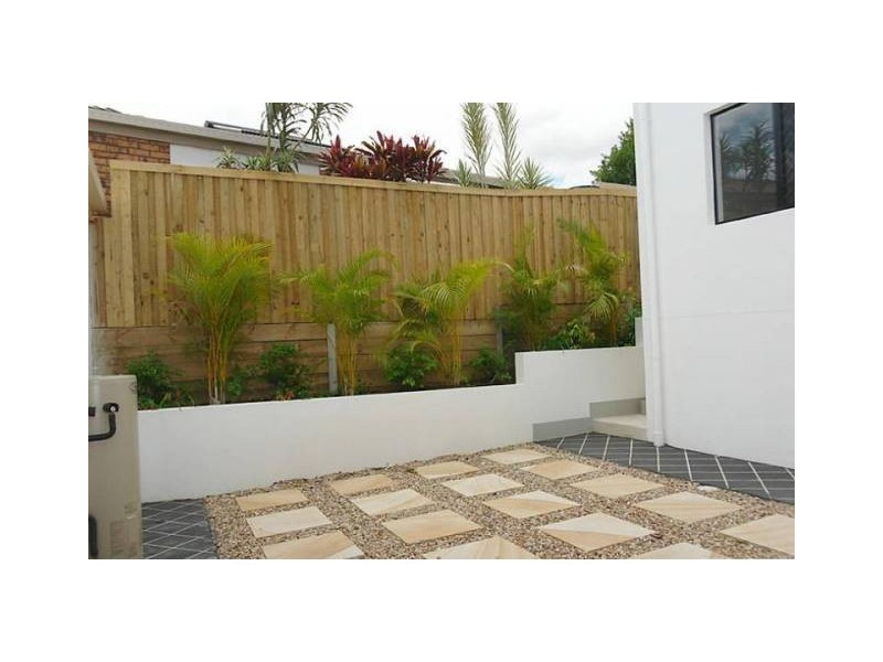 1,2,4and5/58 Moore Street, Morningside QLD 4170