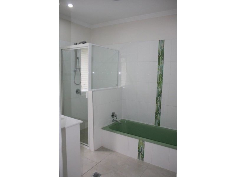 57 Greens Road, Coorparoo QLD 4151