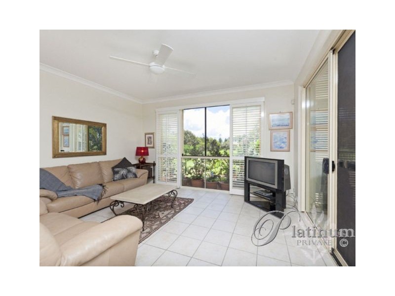 52 Flametree Crescent, Carindale QLD 4152