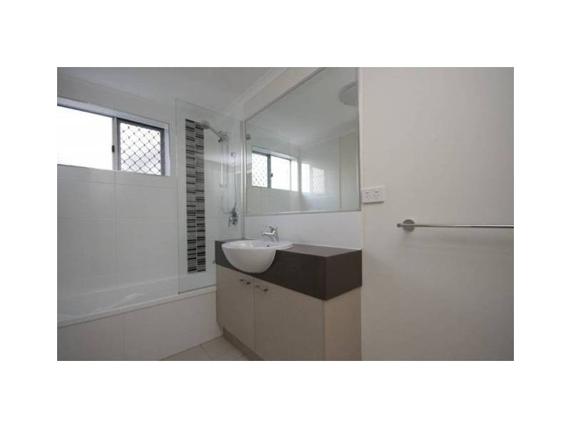 1/71 Charlie Street, Zillmere QLD 4034