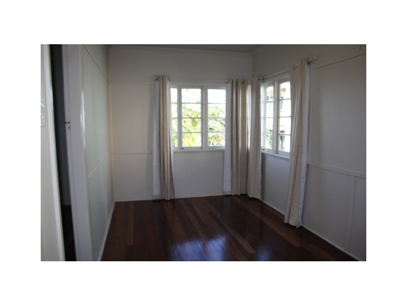 60 Martha Street, Camp Hill QLD 4152