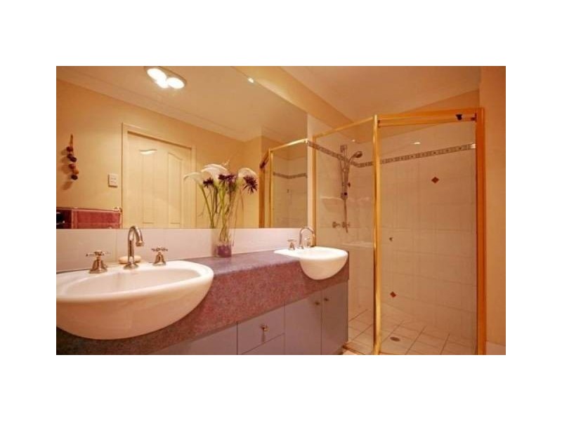 537 Tingal Road, Wynnum QLD 4178