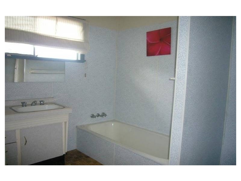 1297 Old Cleveland Road East, Carindale QLD 4152