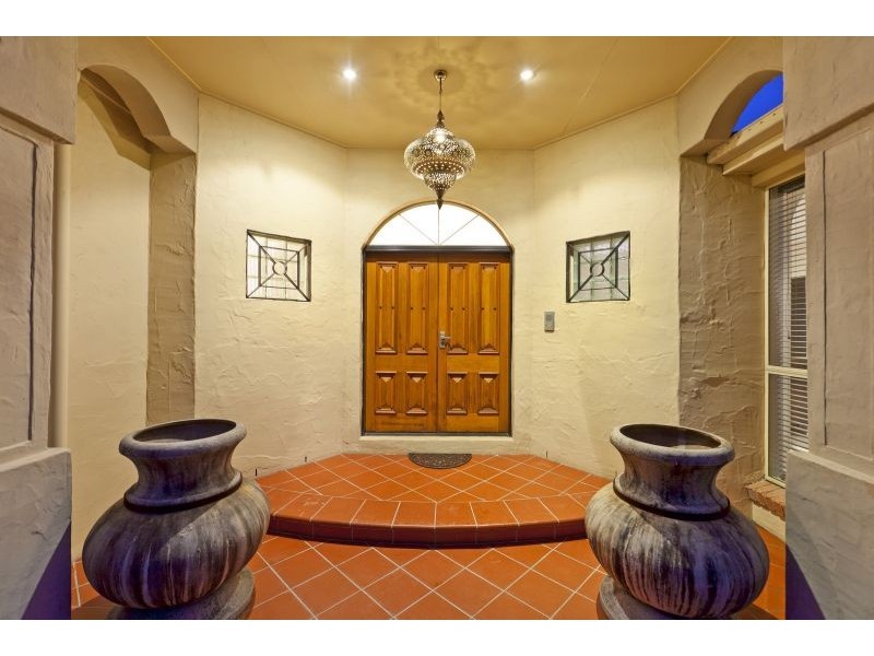47 Ablington Way, Carindale QLD 4152