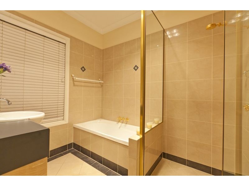 47 Ablington Way, Carindale QLD 4152