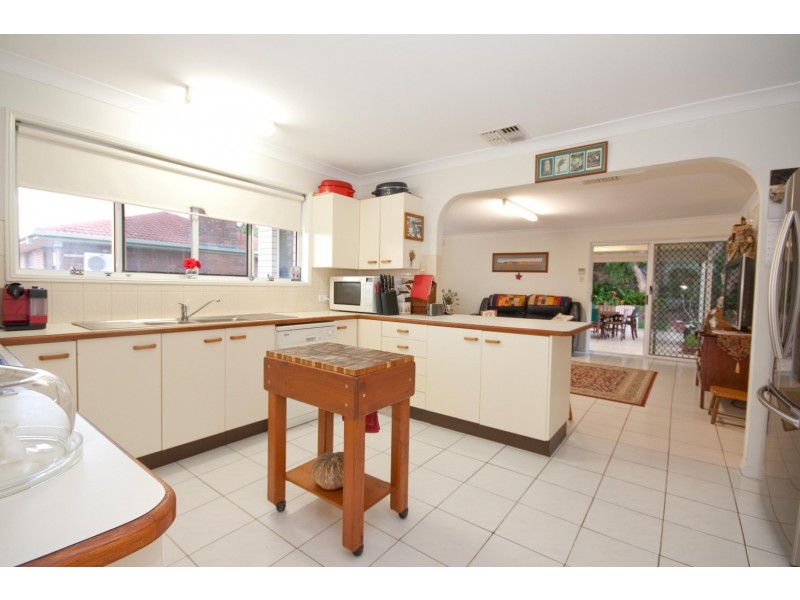 8 Gyranda Street, Carina Heights QLD 4152