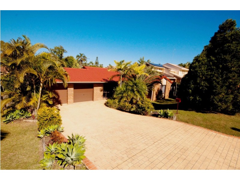 6 Kennet Place, Carina QLD 4152