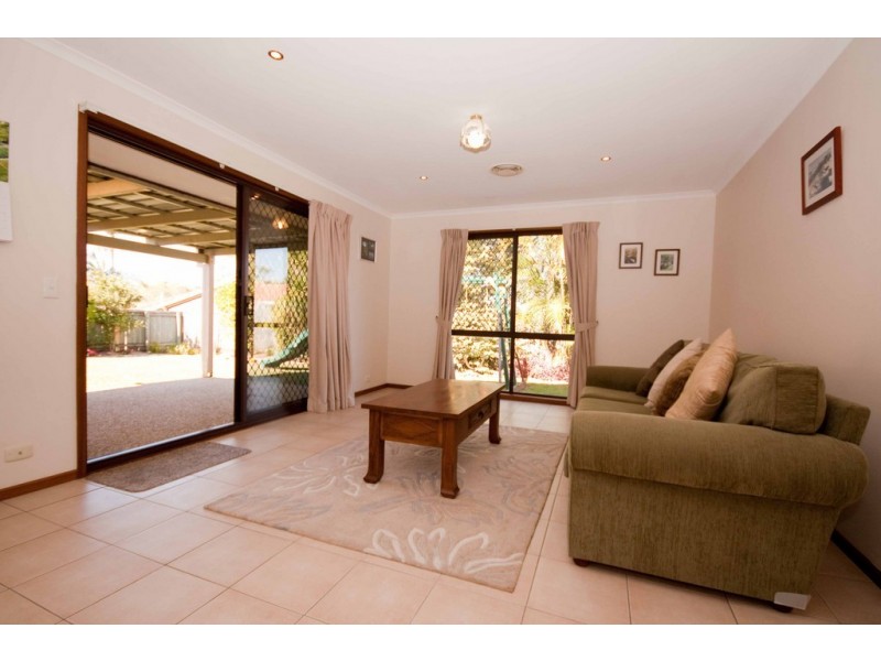 6 Kennet Place, Carina QLD 4152