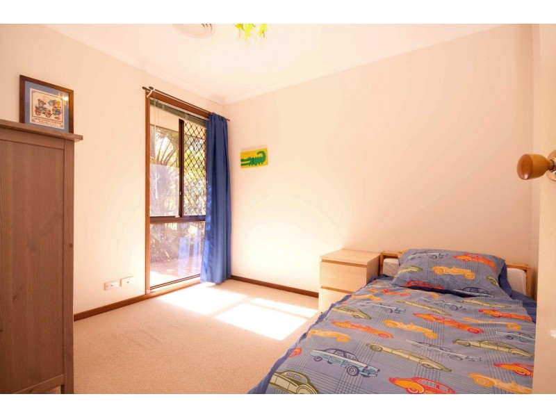 6 Kennet Place, Carina QLD 4152