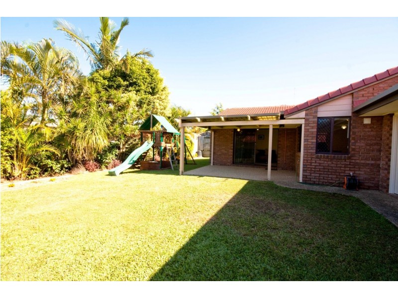 6 Kennet Place, Carina QLD 4152