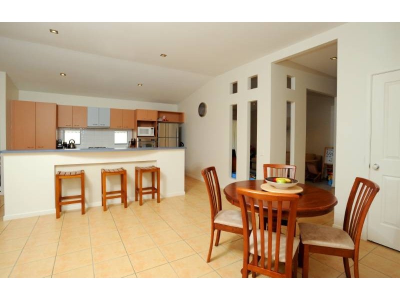 17 Melaleuca Place, Carindale QLD 4152