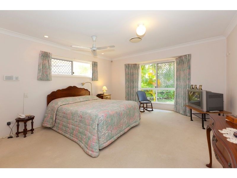 21 Parklane Place, Carindale QLD 4152