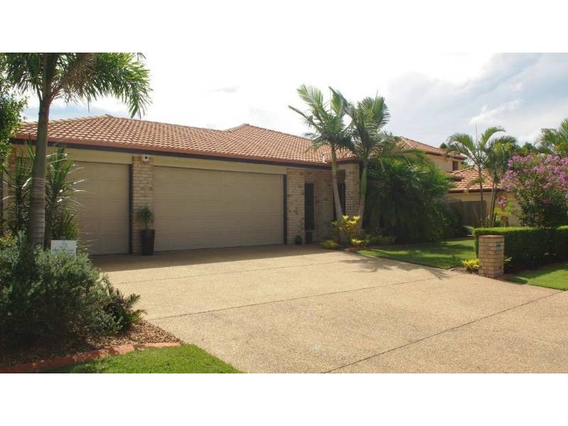 72 Amersham Crescent, Carindale QLD 4152