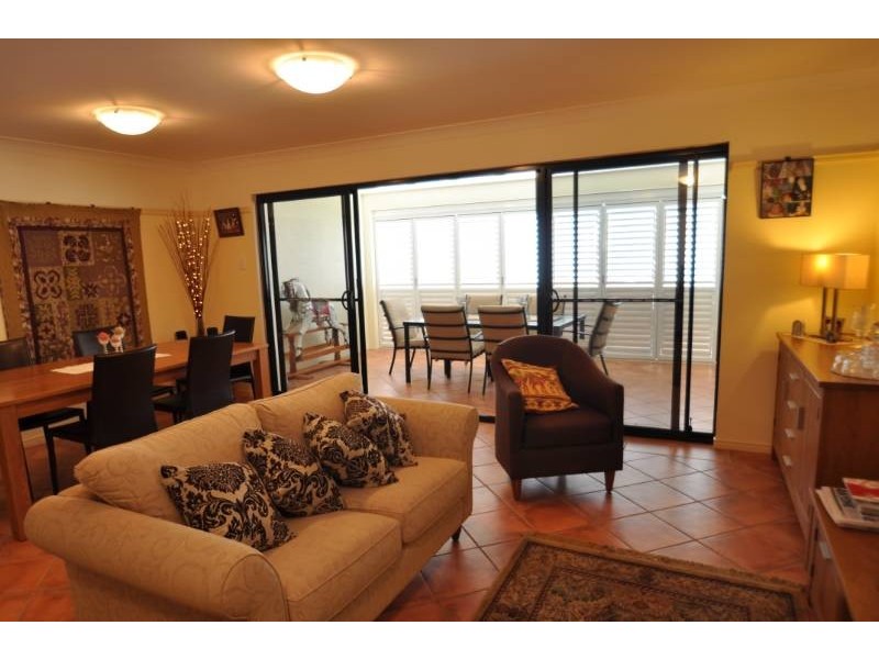 Unit 6, 17 Rialto Street, Coorparoo QLD 4151