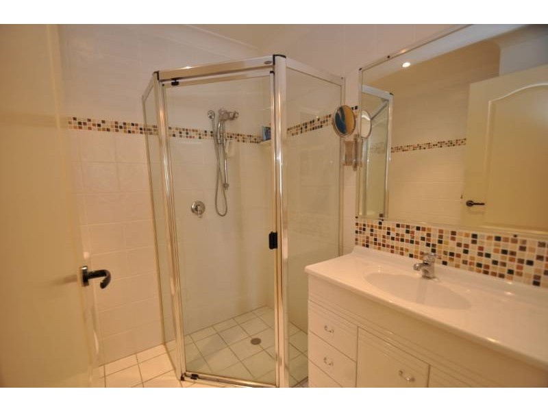 Unit 6, 17 Rialto Street, Coorparoo QLD 4151