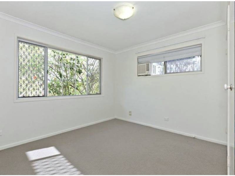 6  Van Dieman Crescent, Springwood QLD 4127