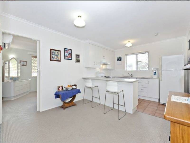 6  Van Dieman Crescent, Springwood QLD 4127