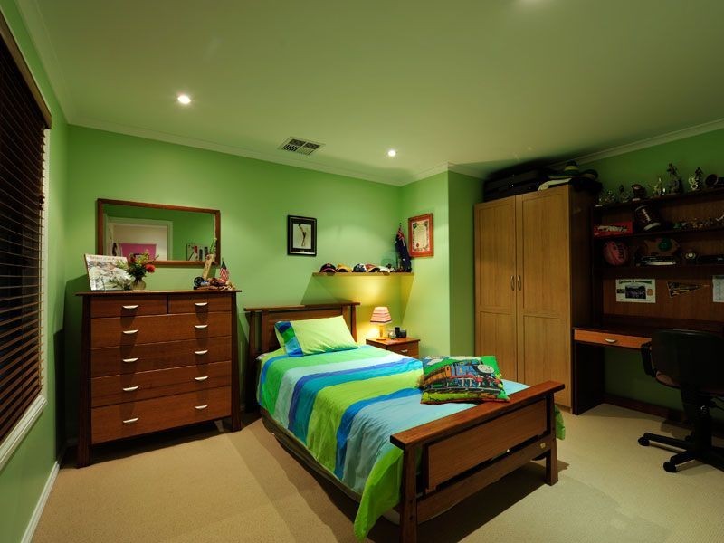 43 Power Street, Norman Park QLD 4170