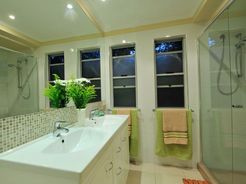 43 Power Street, Norman Park QLD 4170