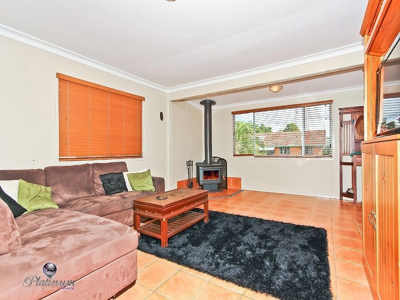 10 Rosebrook Street, Kallangur QLD 4503