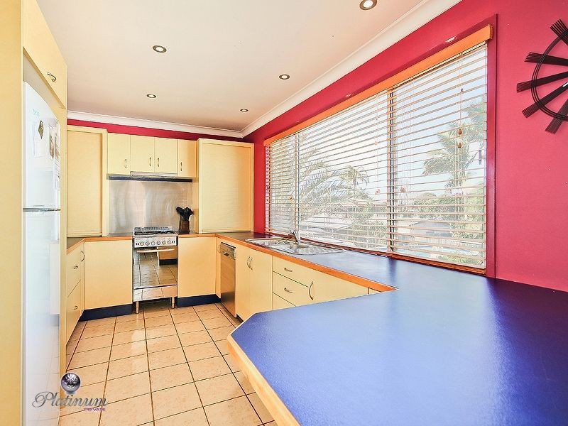 10 Rosebrook Street, Kallangur QLD 4503