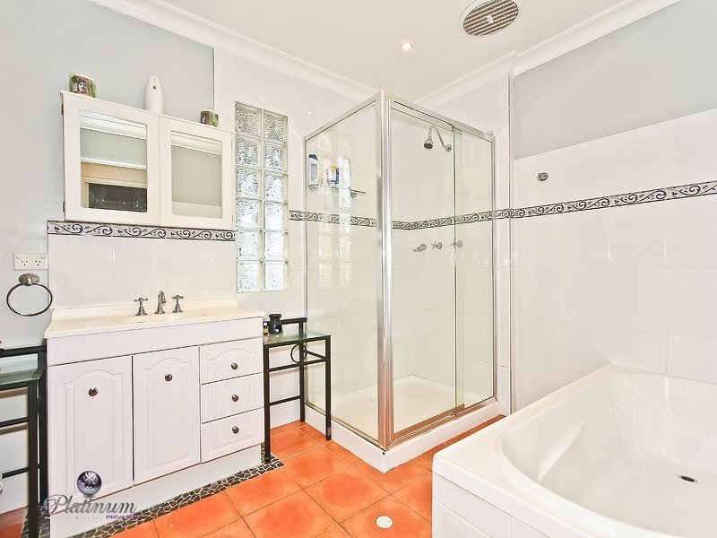 10 Rosebrook Street, Kallangur QLD 4503