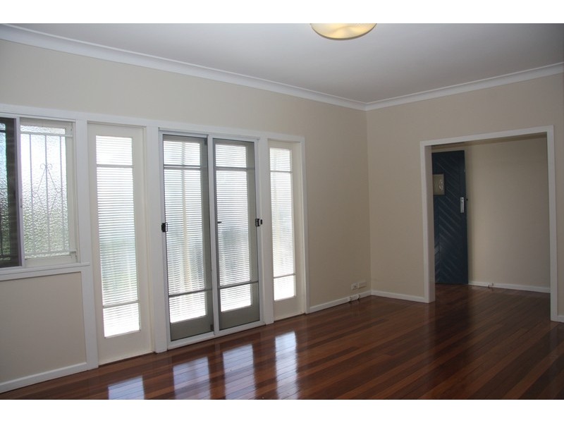 111 Watson Street, Camp Hill QLD 4152