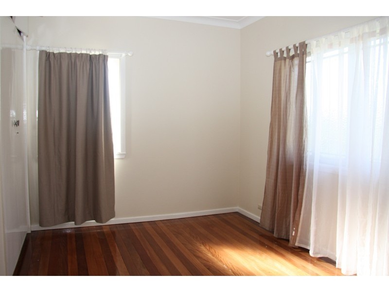 111 Watson Street, Camp Hill QLD 4152