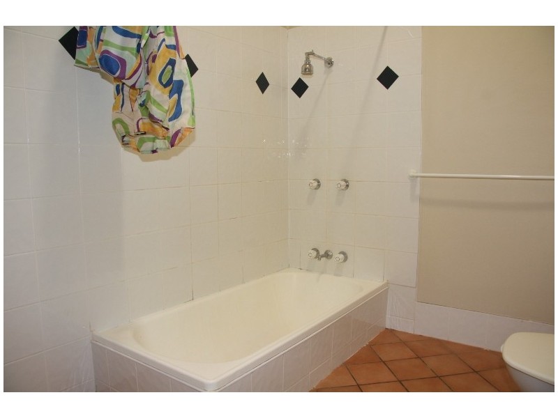 2/3 Ivymount Street, Nathan QLD 4111