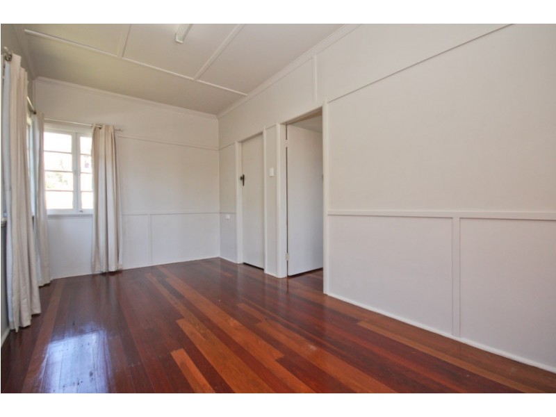 60 Martha Street, Camp Hill QLD 4152