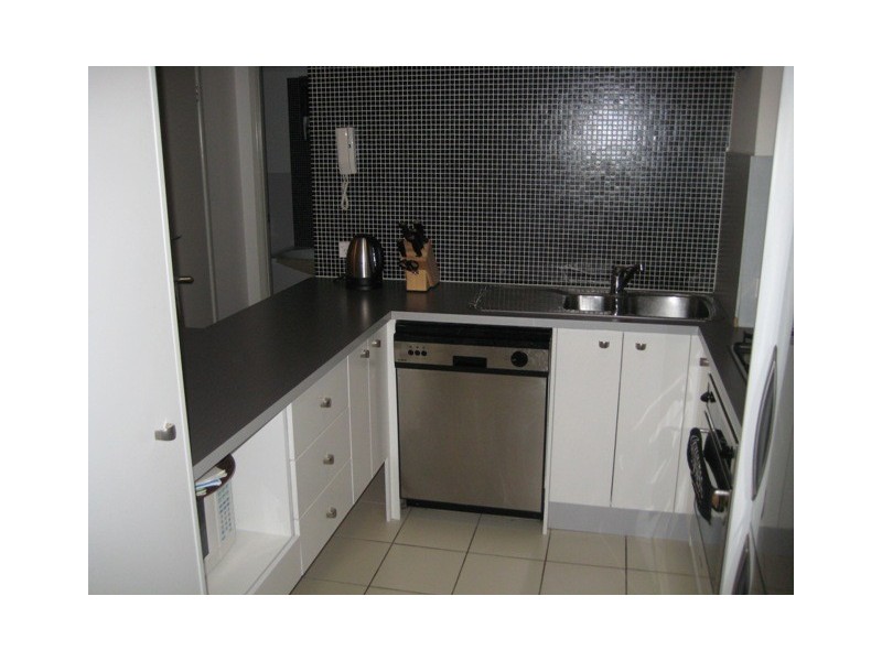 51/11-15 Kitchener Street, Coorparoo QLD 4151