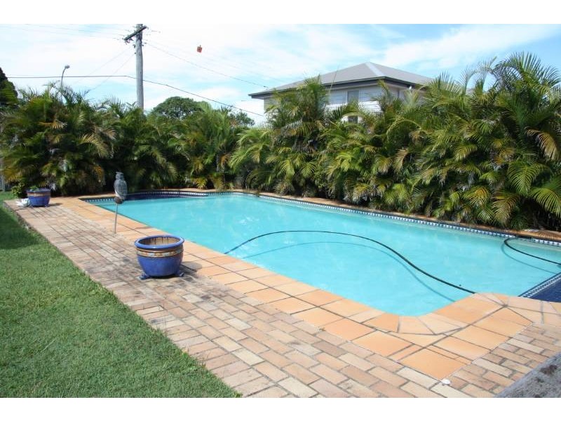 107 Newman Avenue, Camp Hill QLD 4152