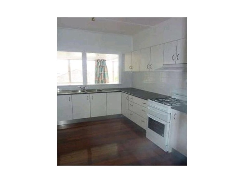 30 Warilda Street, Camp Hill QLD 4152