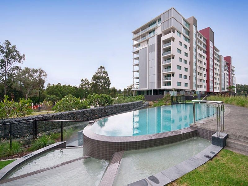 4308/205 King Arthur Tce, Tennyson QLD 4105