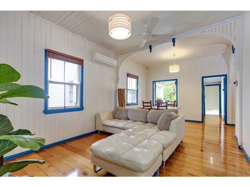 1287 Stanley Street East, Norman Park QLD 4170