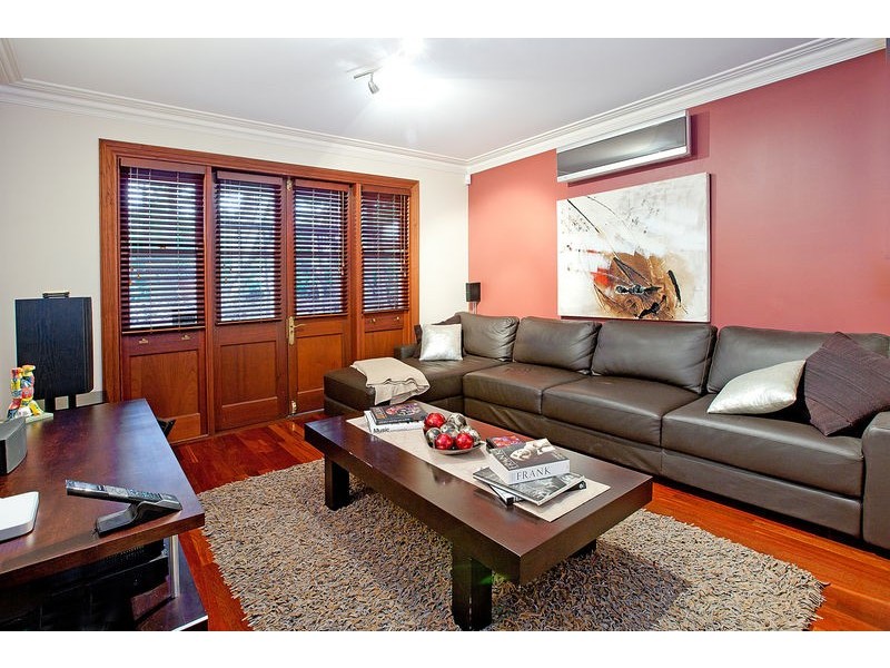 1 Selangor Place, Carina QLD 4152